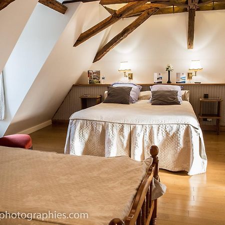Domaine De La Rocque Bed & Breakfast Liorac-sur-Louyre Exterior photo